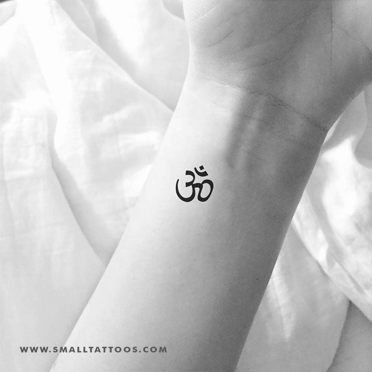 Om Temporary Tattoo (Set of 3) – Small Tattoos